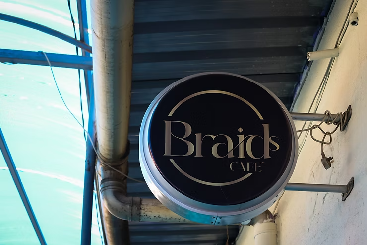 BraidsCafe Salon